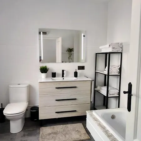 アパート Illa Salvora, ポルトノボ