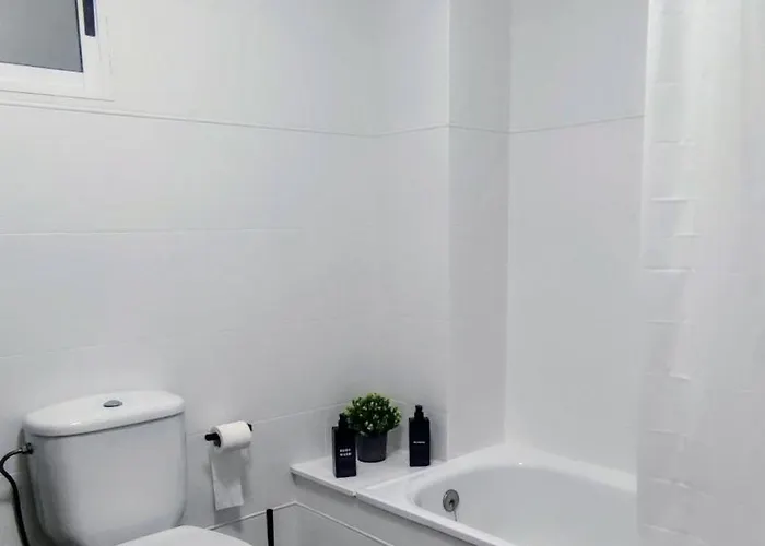 Illa Salvora, Portonovo